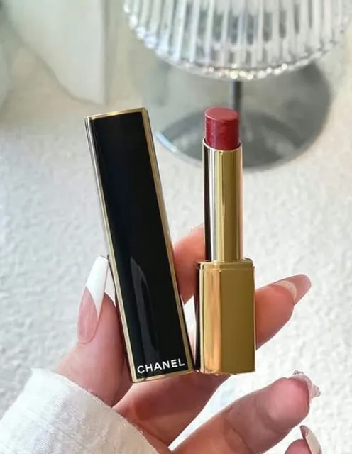 Son Chanel Rouge Allure L'Extrait Lipstick 864