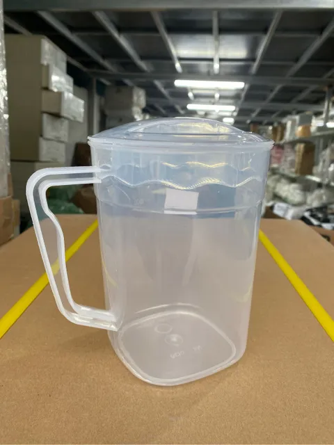 Ca l&agrave;m bằng nhựa 139 tt