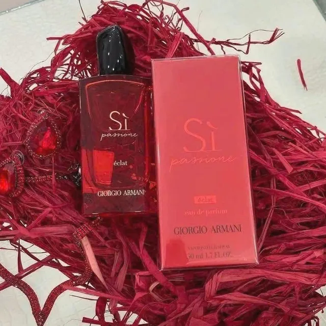 Giorgio Armani Ladies Si Passione Eclat EDP 50ml
