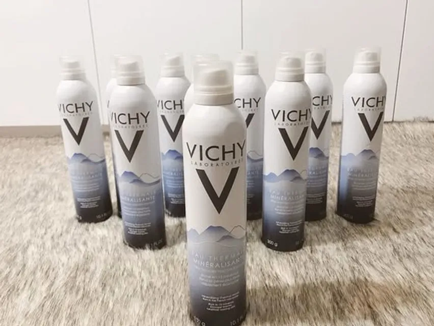 Xịt Khoáng Dưỡng Da Vichy 300ml