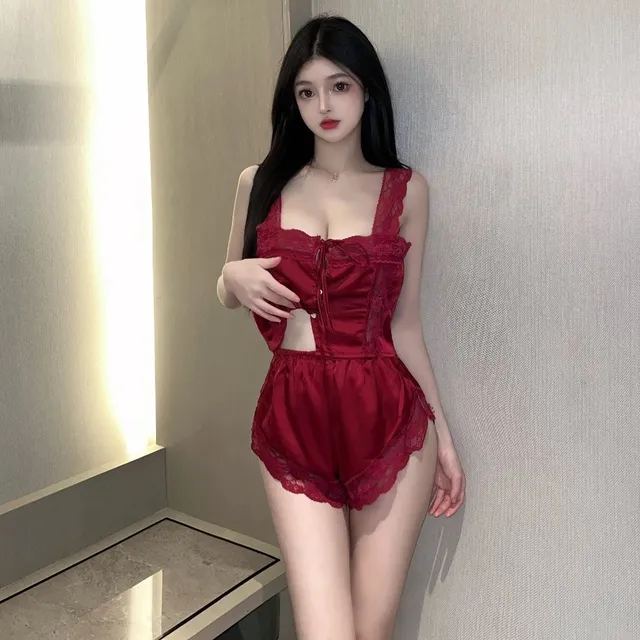 Bộ Ngủ Sexy Lụa 2 D&acirc;y Phối Ren Gợi Cảm Cao Cấp Set Bộ Pijama Nữ - N213 Đỏ