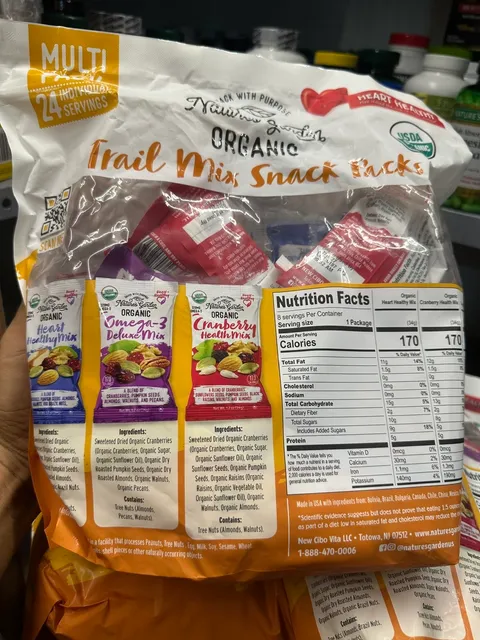 Snack Packs Hạt t&ocirc;ng hợp v&agrave; tr&aacute;i c&acirc;y sấy hưu cơ
