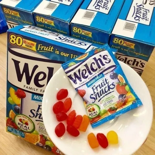 Kẹo dẻo Welch&rsquo;s Fruit Snacks Mixed Fruit - Th&ugrave;ng Lớn 90 G&oacute;i / Th&ugrave;ng 45 G&oacute;i