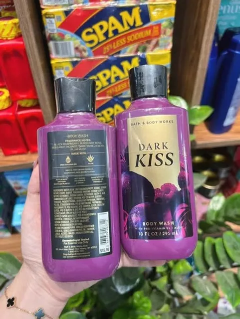 Sữa Tắm Bath & Body Works Dark Kiss
