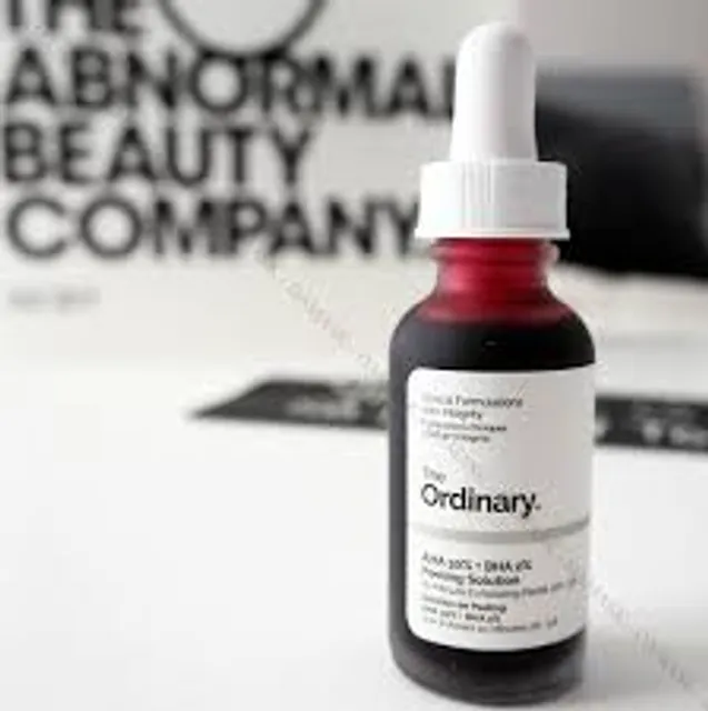 The Ordinary AHA 30% BHA 2% Peeling Solution