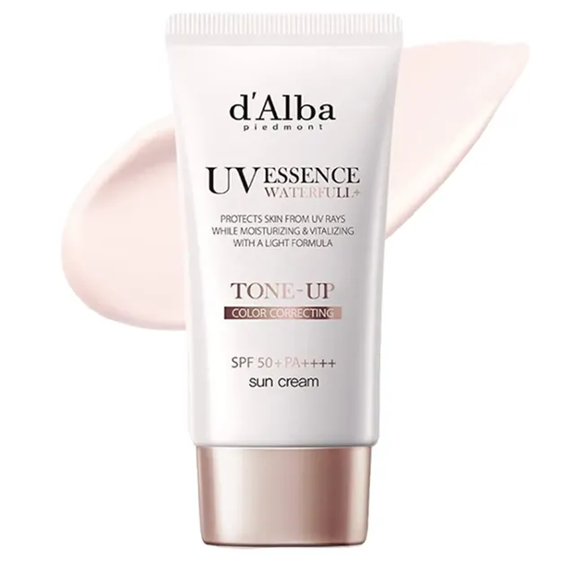 Kem chống nắng D'Alba Waterfull Essence SPF50+ 50ml