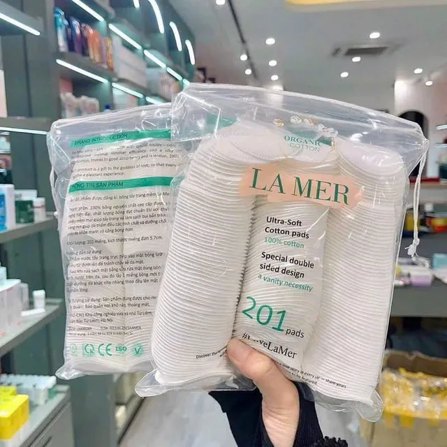 B&ocirc;ng Tẩy Trang Cotton l&agrave;nh t&iacute;nh
