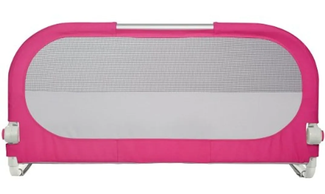 Thanh chặn giường Munchkin MK47045 gi&uacute;p bảo vệ b&eacute; y&ecirc;u tr&aacute;nh khỏi những tai nạn đ&aacute;ng tiếc kh&ocirc;ng đ&aacute;ng c&oacute; khi b&eacute; ngủ một m&igrave;nh