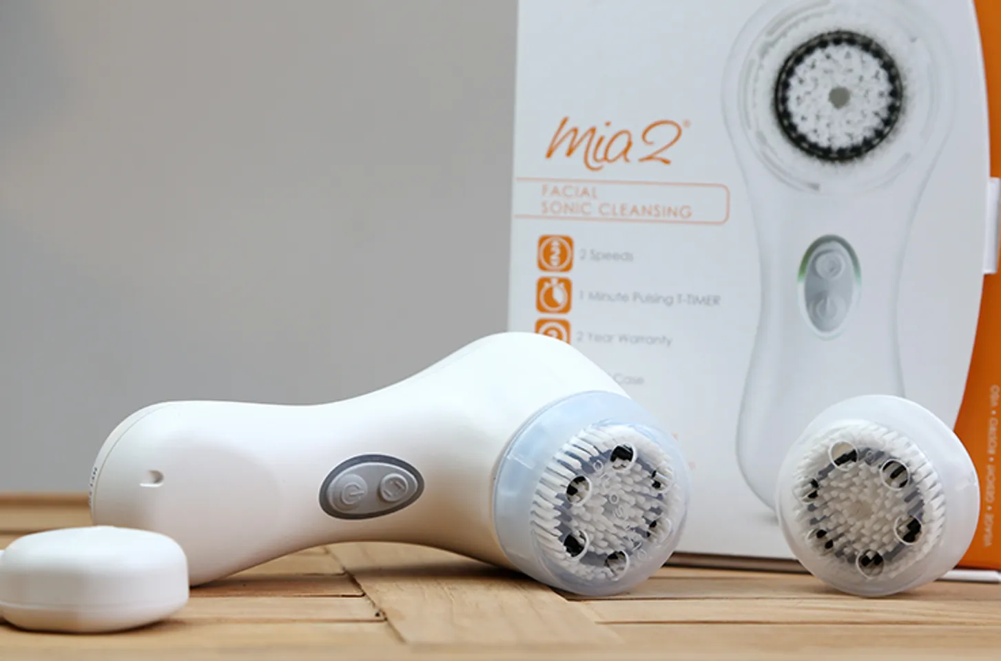 Máy rửa mặt Clarisonic Mia 2 sử dụng công nghệ tiên tiến đã được cấp bằng sáng chế với nhiều công dụng tuyệt vời