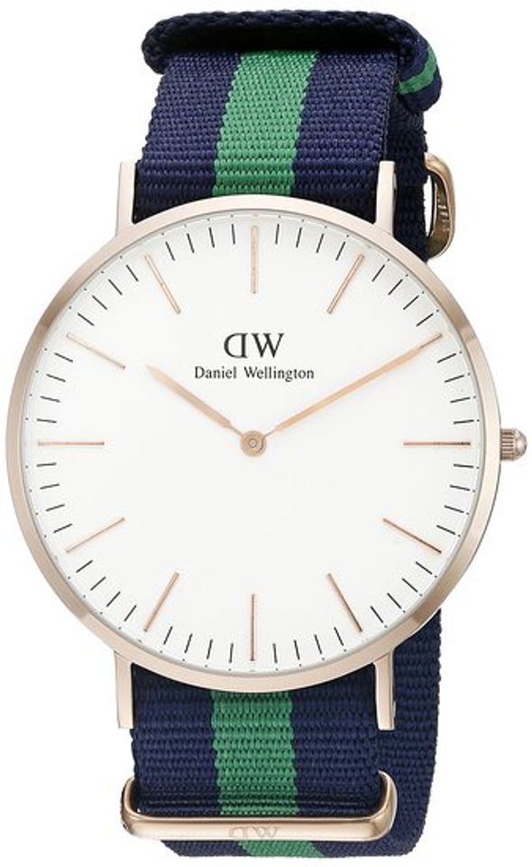 Đồng hồ Daniel Wellington Men’s 0105DW mang phong cách trẻ trung, năng động cùng gam màu trầm tinh tế là sự lựa chọn tuyệt vời cho bạn