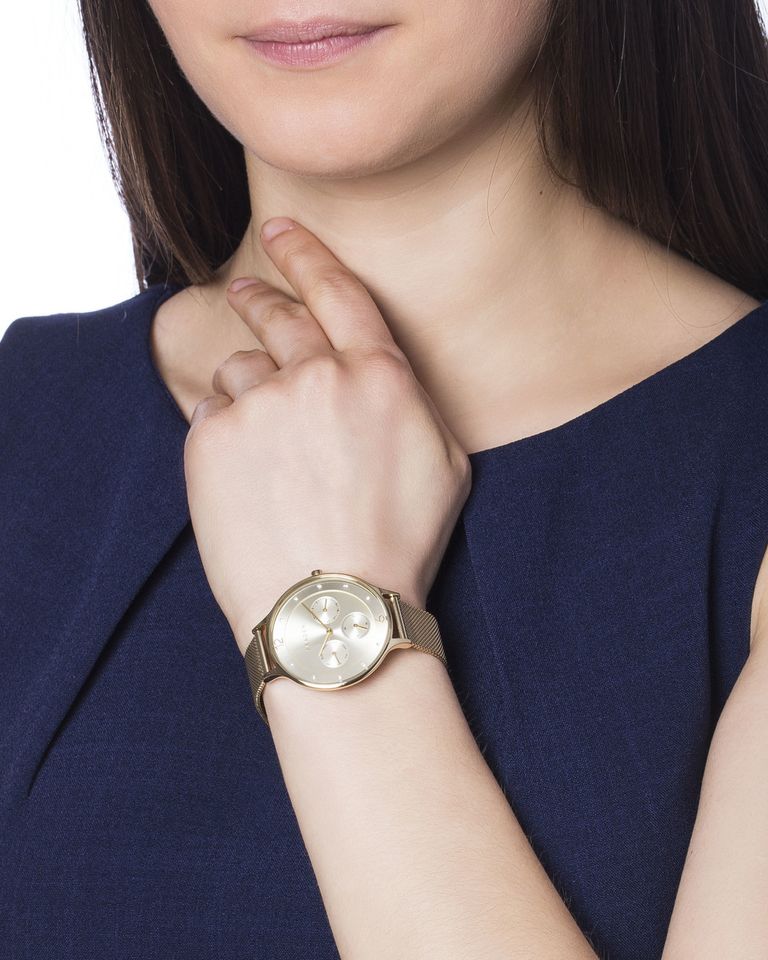 Chiếc đồng hồ nữ Skagen này trên tay trẻ trung nhưng không kém phần sang trọng, đẳng cấp