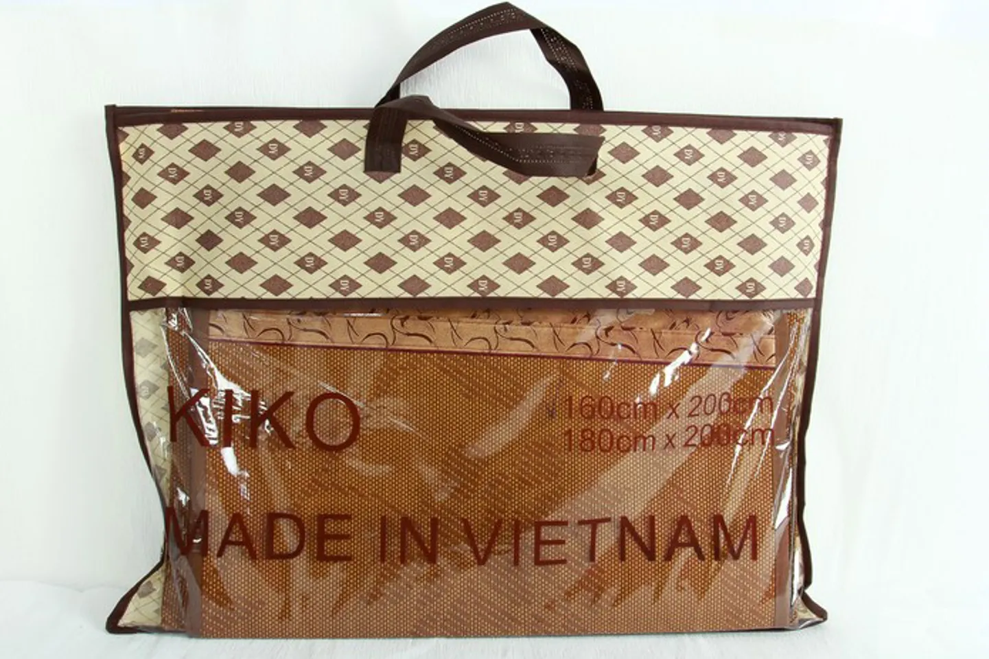 Chiếu điều hòa Kiko là một sản phẩm chăm sóc giấc ngủ có xuất xứ từ Việt Nam