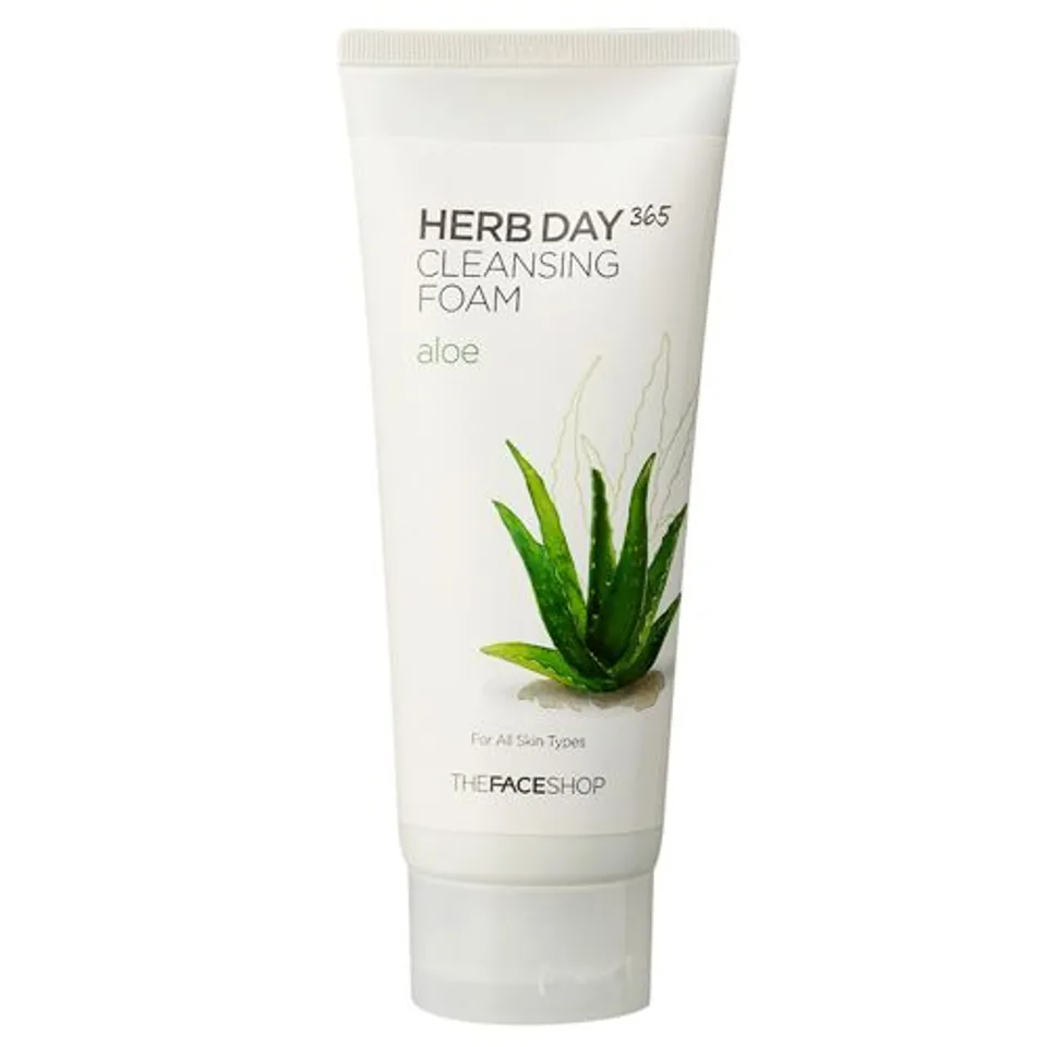Sữa rửa mặt The Face Shop Herb Day 365 Cleansing Foam 2