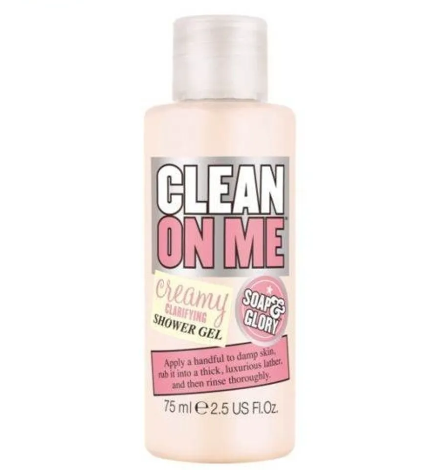 Soap and Glory Clean On Me là loại sữa tắm được bổ sung thêm những thành phần giàu ẩm từ bơ dưỡng thể