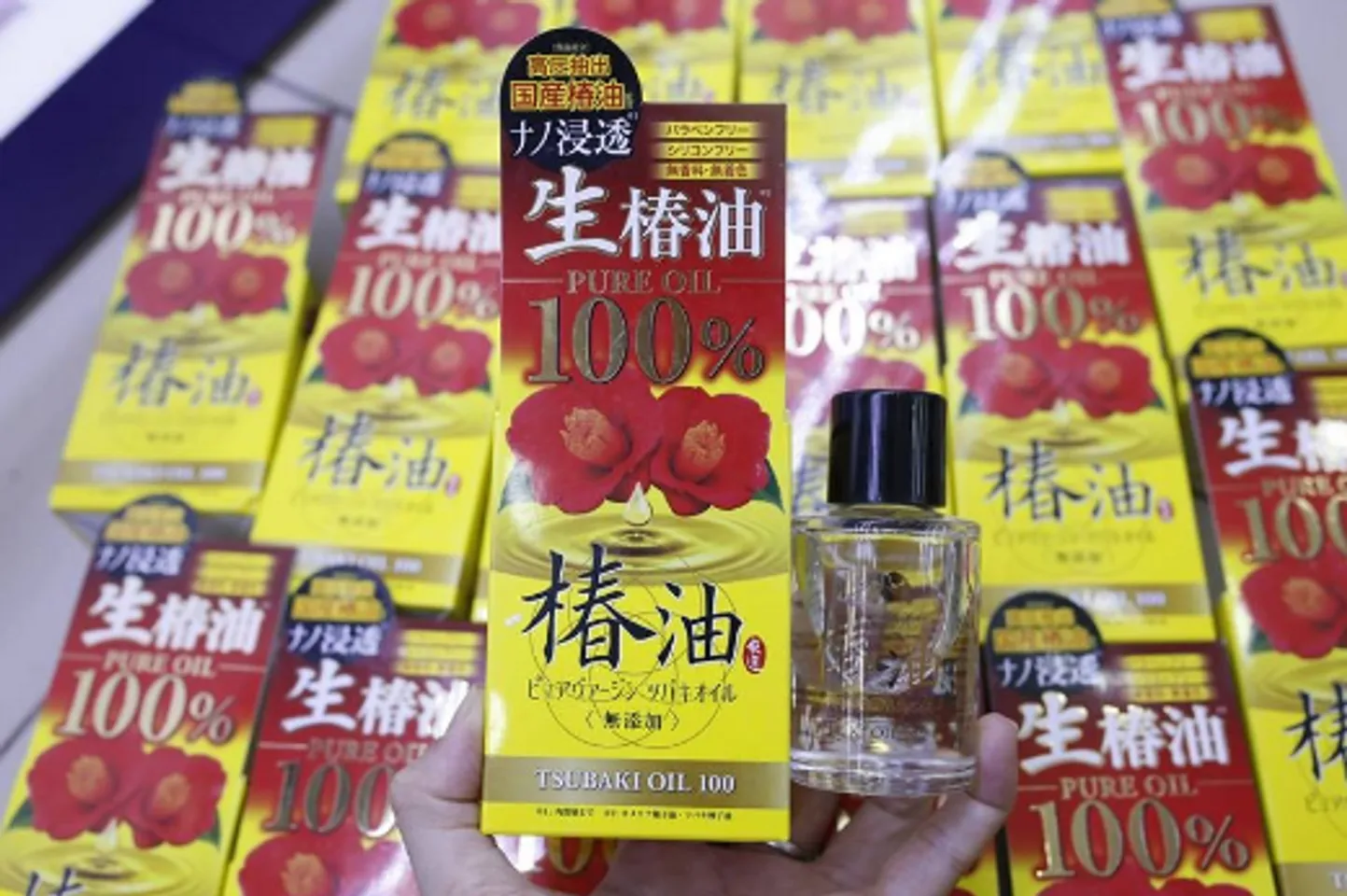 Tinh dầu hoa trà Tsubaki 47ml Nhật Bản dưỡng tóc và da 3