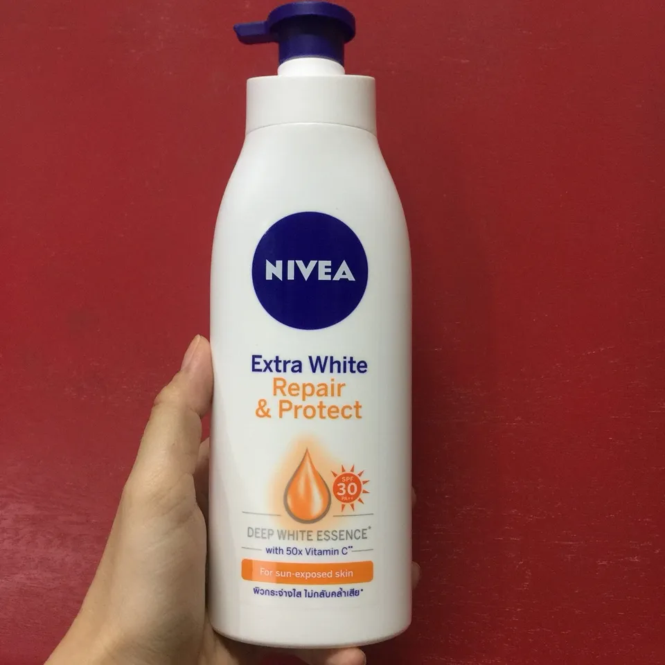 Sữa dưỡng thể trắng da, chống nắng Nivea SPF30 2