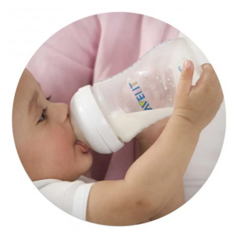 Bình sữa Avent Philip 125ml thích hợp cho trẻ chuyển sang ty bình