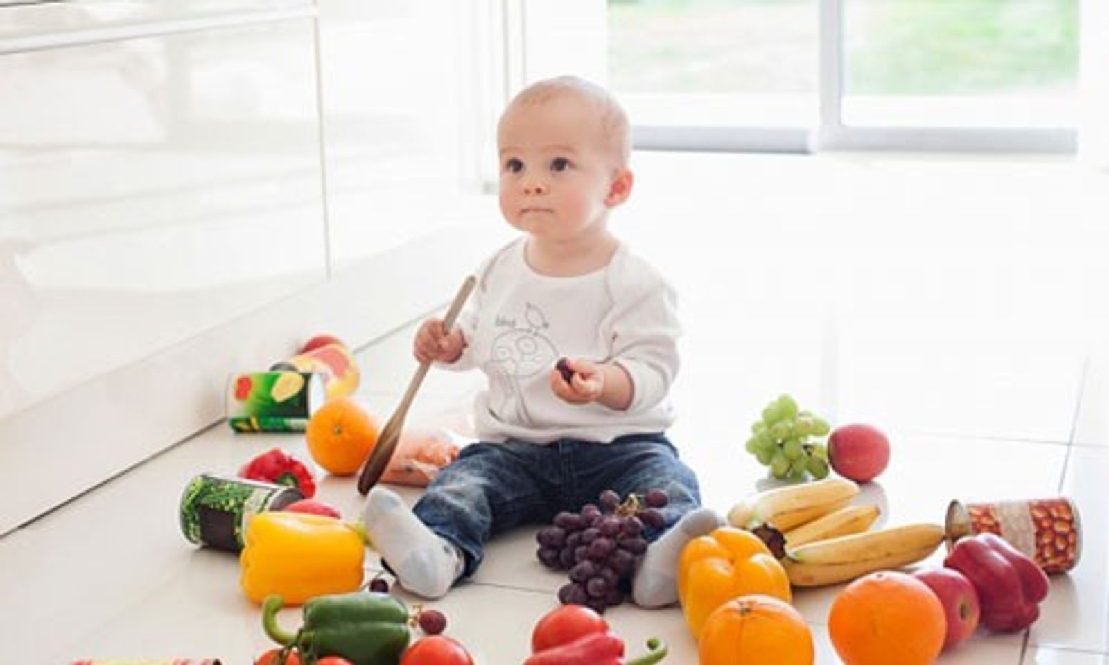 C&aacute;c mẹ c&oacute; thể cho b&eacute; ăn dặm từ bột đến c&aacute;c loại thực phẩm kh&aacute;c