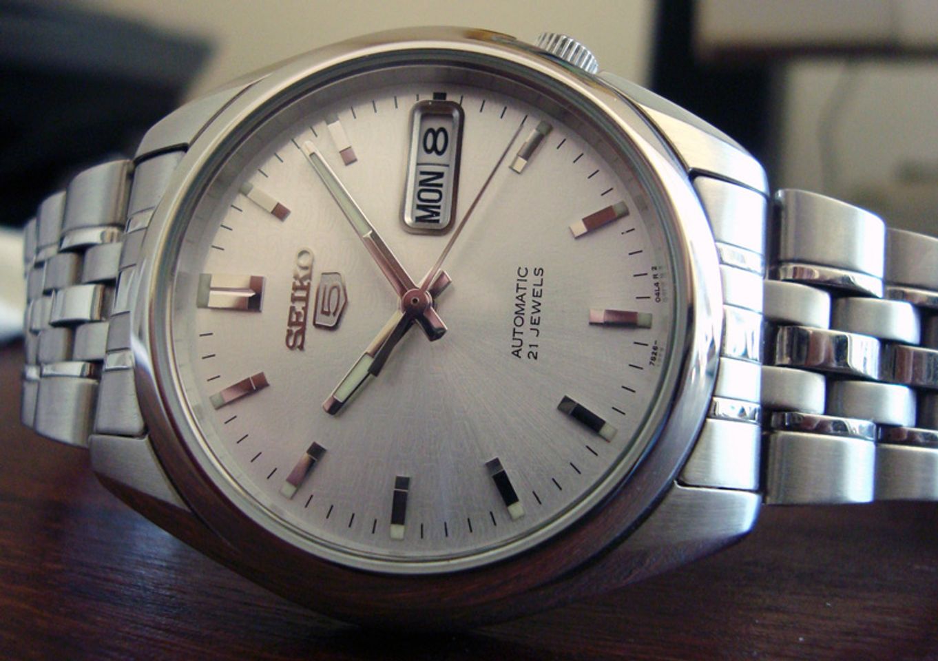 Đồng hồ Seiko 5 SNK355k1 xịn, giá bình dân