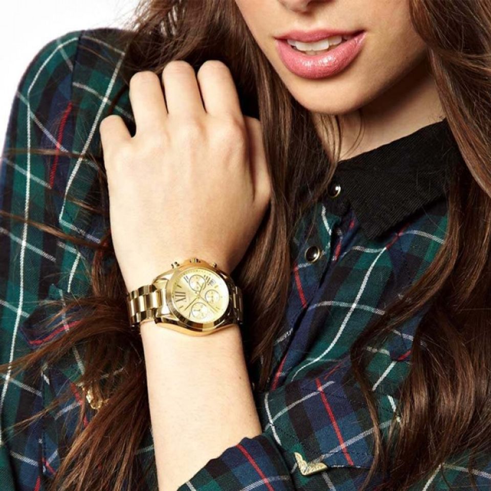  Chiếc đồng hồ Michael Kors nữ trên tay trẻ trung, năng động nhưng không kém phần sang trọng, nữ tính