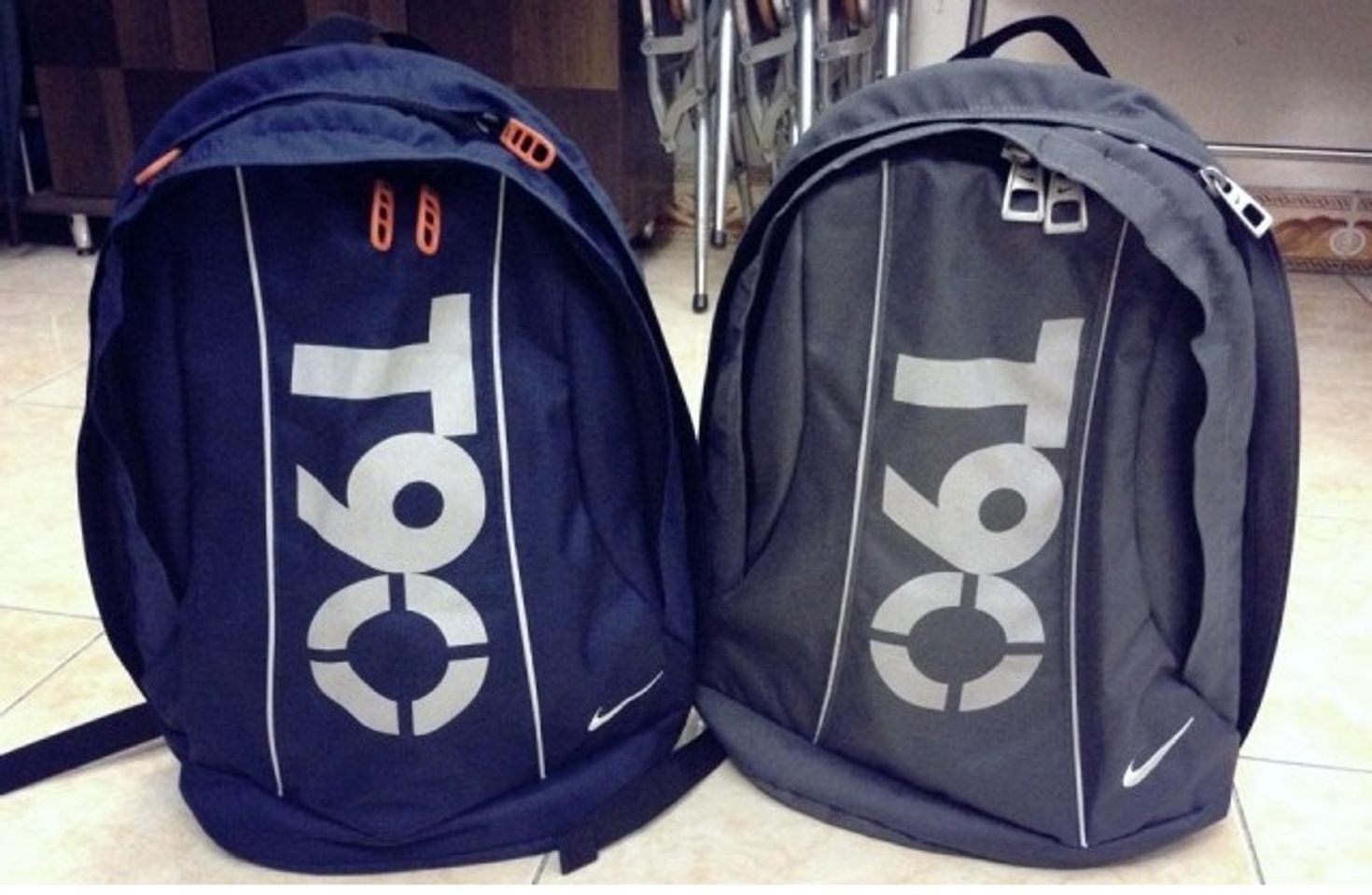 Balo thể thao Nike T90 Backpack chứa được nhiều đồ dùng