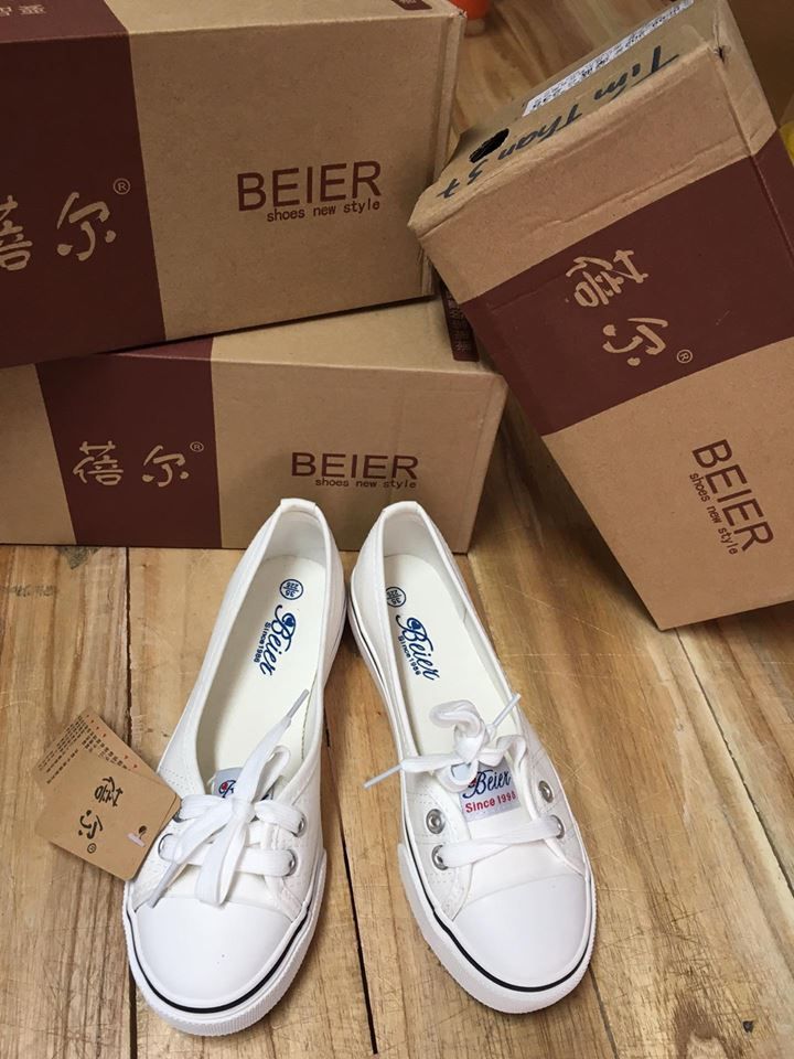 Giày lười nữ Beier màu trắng