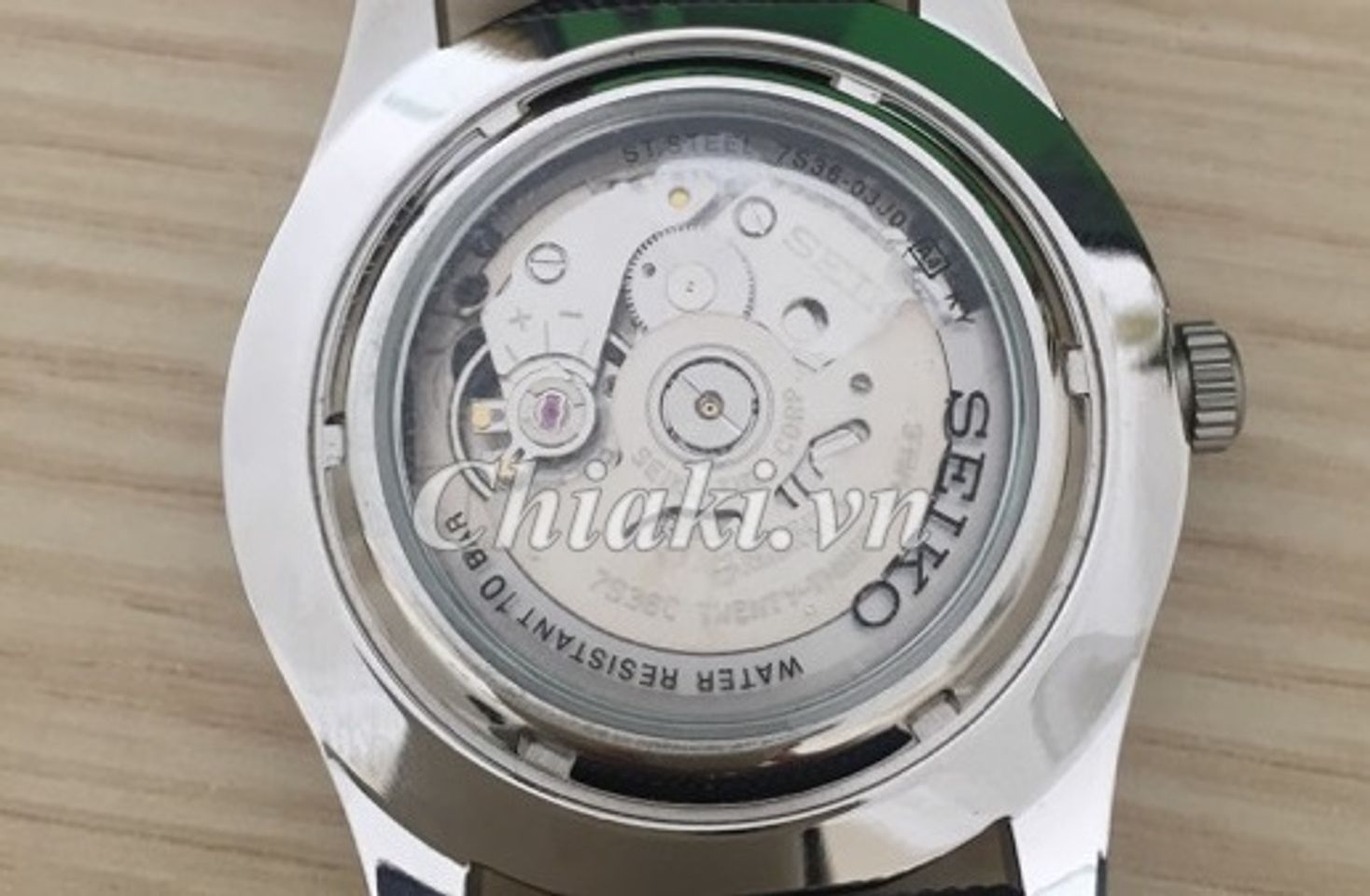 Đồng hồ Seiko 5 SNZG07k1 thiết kế case back lộ máy độc đáo