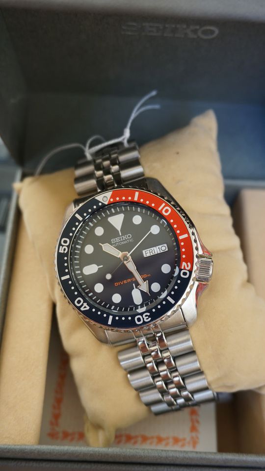 Đồng hồ Seiko SKX009K2 - chiếc đồng hồ lặn 8