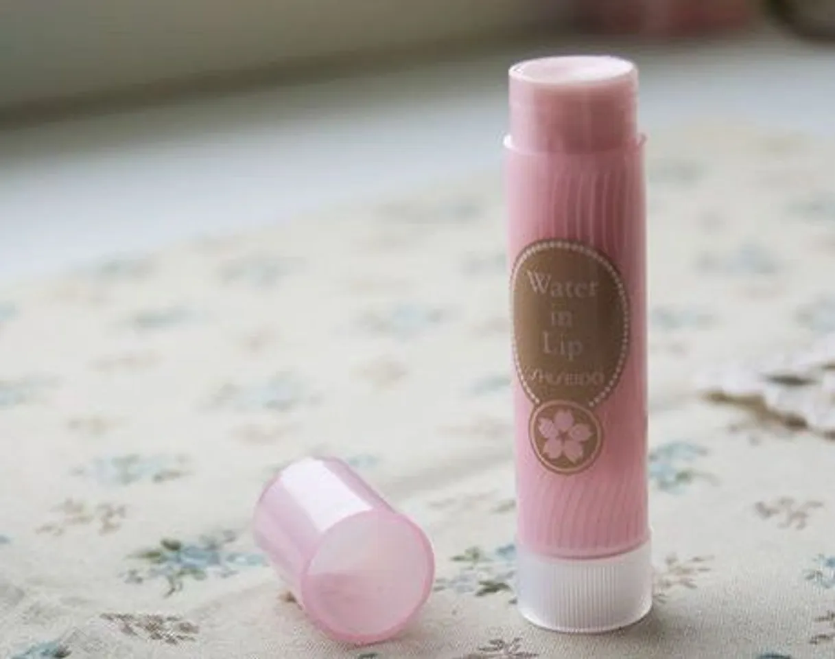 Son dưỡng môi Shiseido water in lip cho cả nam và nữ 2