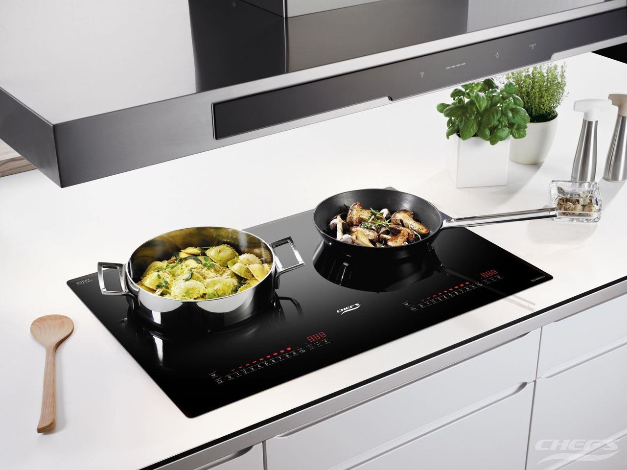 Bếp từ Chefs EH-DIH343 thiết kế riêng biệt 2 vùng nấu, công suất cực đại lên tới 3000W