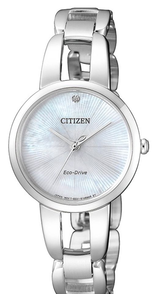  Chiếc đồng hồ Citizen nữ này sở hữu tông thiết kế đơn giản, thanh lịch