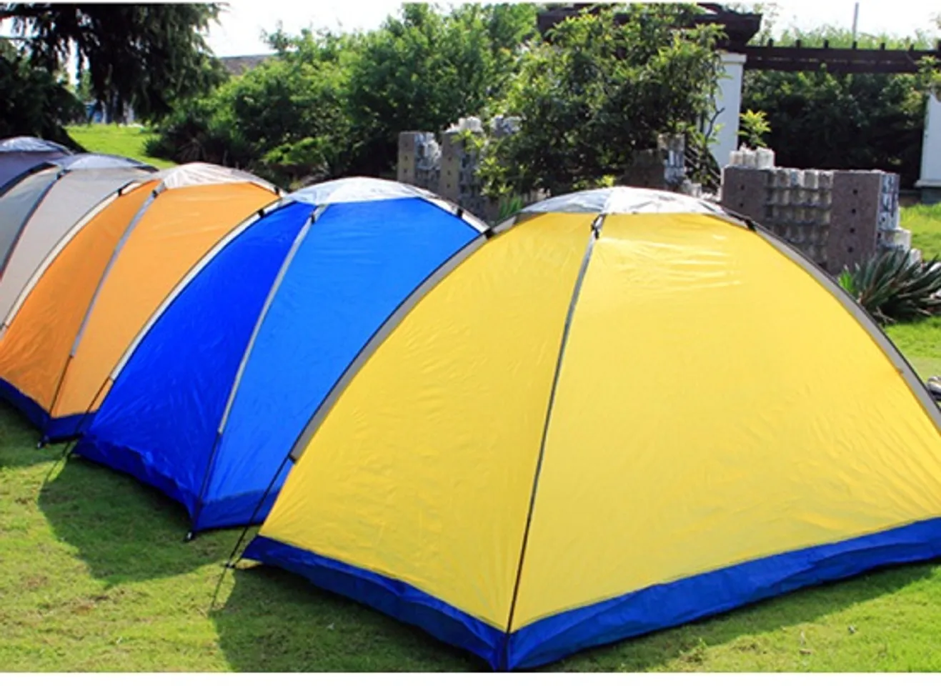 Lều cắm trại 2 người có nhiều màu sắc cho bạn lựa chọn