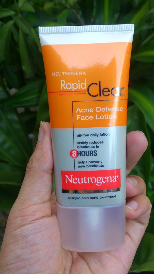 Lotion trị mụn Neutrogena Rapid Clear Acne Defense Face
