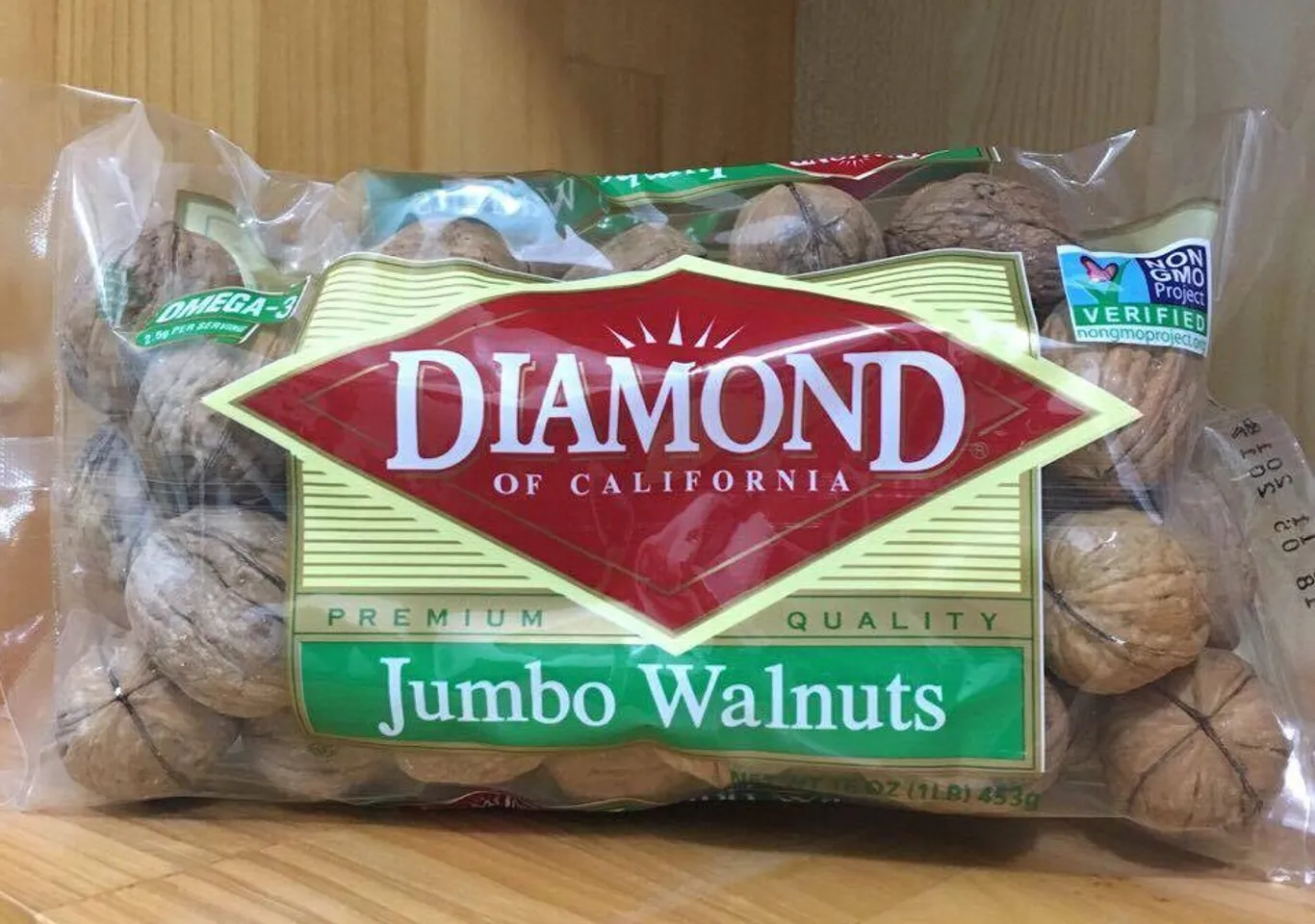 Quả óc chó Walnuts Diamond California Mỹ