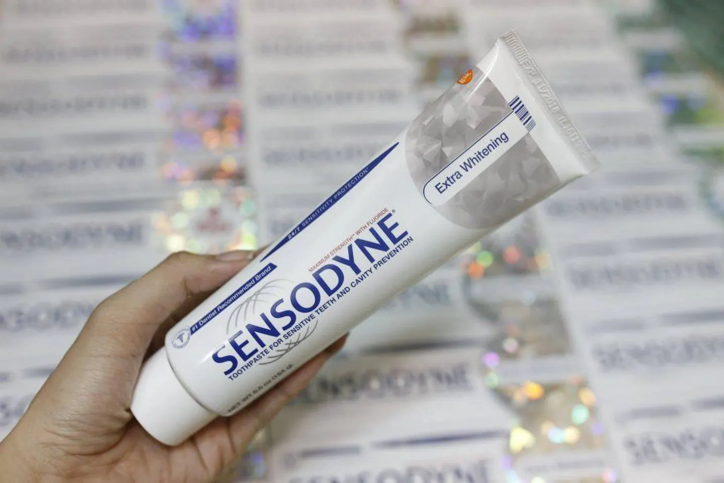 Kem đánh răng Sensodyne của Mỹ giúp giảm ê buốt