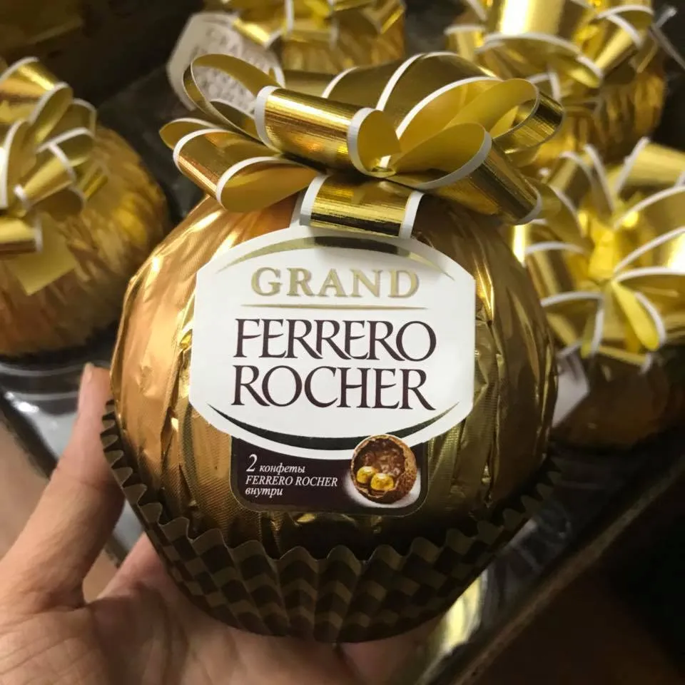 Socola Ferrero Rocher hình quả cầu vàng buộc nơ 125g 1