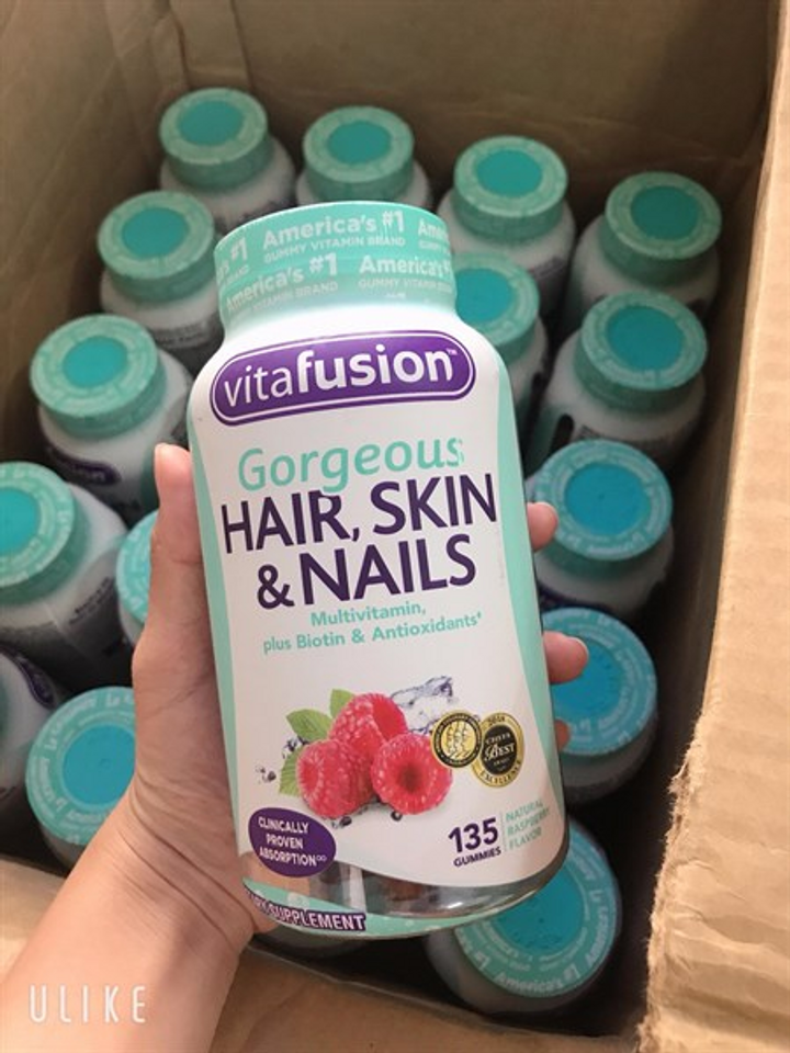 Kẹo dẻo Hair Skin & Nails Vitafusion Gorgeous của Mỹ 1