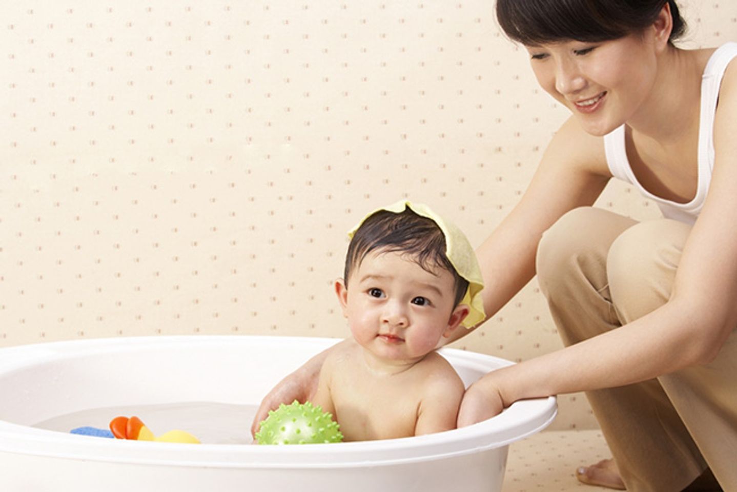 C&aacute;ch trị r&ocirc;m sảy cho b&eacute; &ldquo;HIỆU QUẢ&rdquo; &ldquo;AN TO&Agrave;N&rdquo; mẹ n&ecirc;n biết 2
