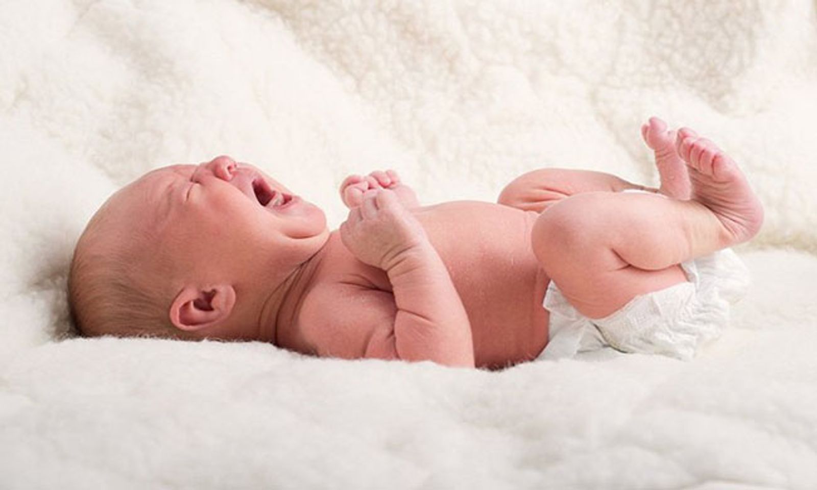 Bỏ t&uacute;i c&aacute;ch chữa nghẹt mũi ở trẻ sơ sinh gi&uacute;p mẹ chăm con tốt hơn 2