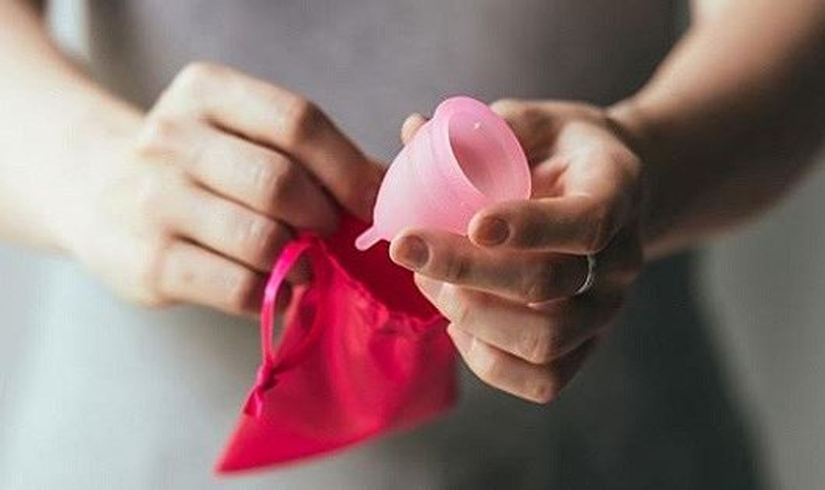 Cốc nguyệt san Claricup gi&aacute; bao nhi&ecirc;u?