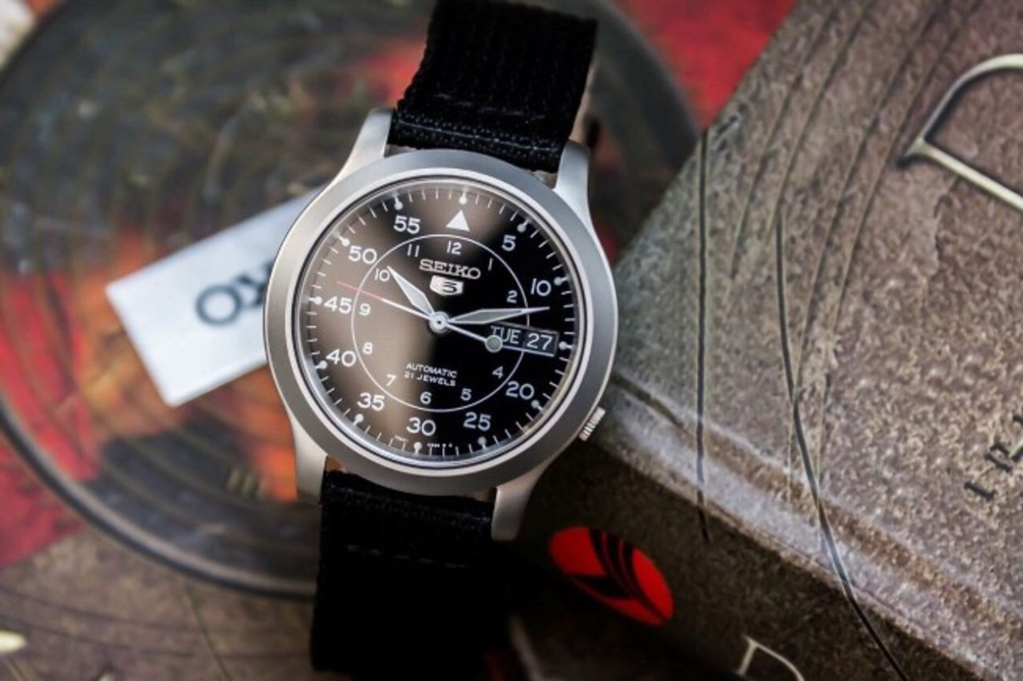 [NEWS] Cách phân biệt đồng hồ Seiko 5 quân đội Auth và Fake