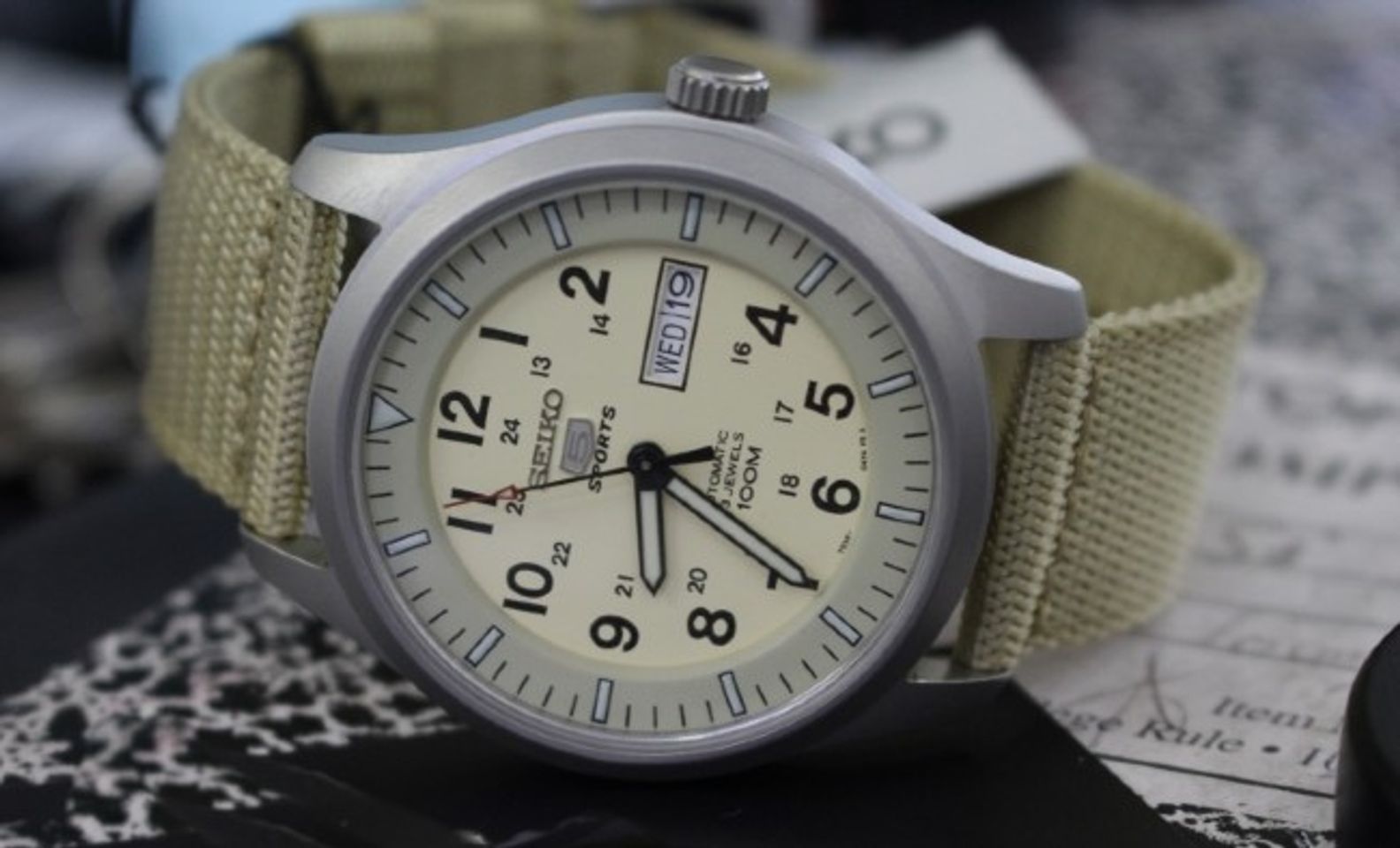 [NEWS] Cách phân biệt đồng hồ Seiko 5 quân đội Auth và Fake
