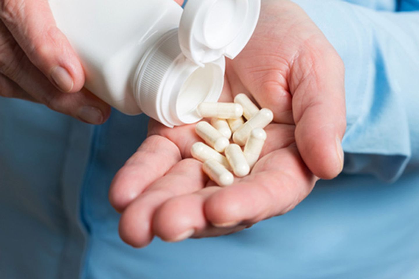 Glucosamine l&agrave; thuốc hay thực phẩm chức năng