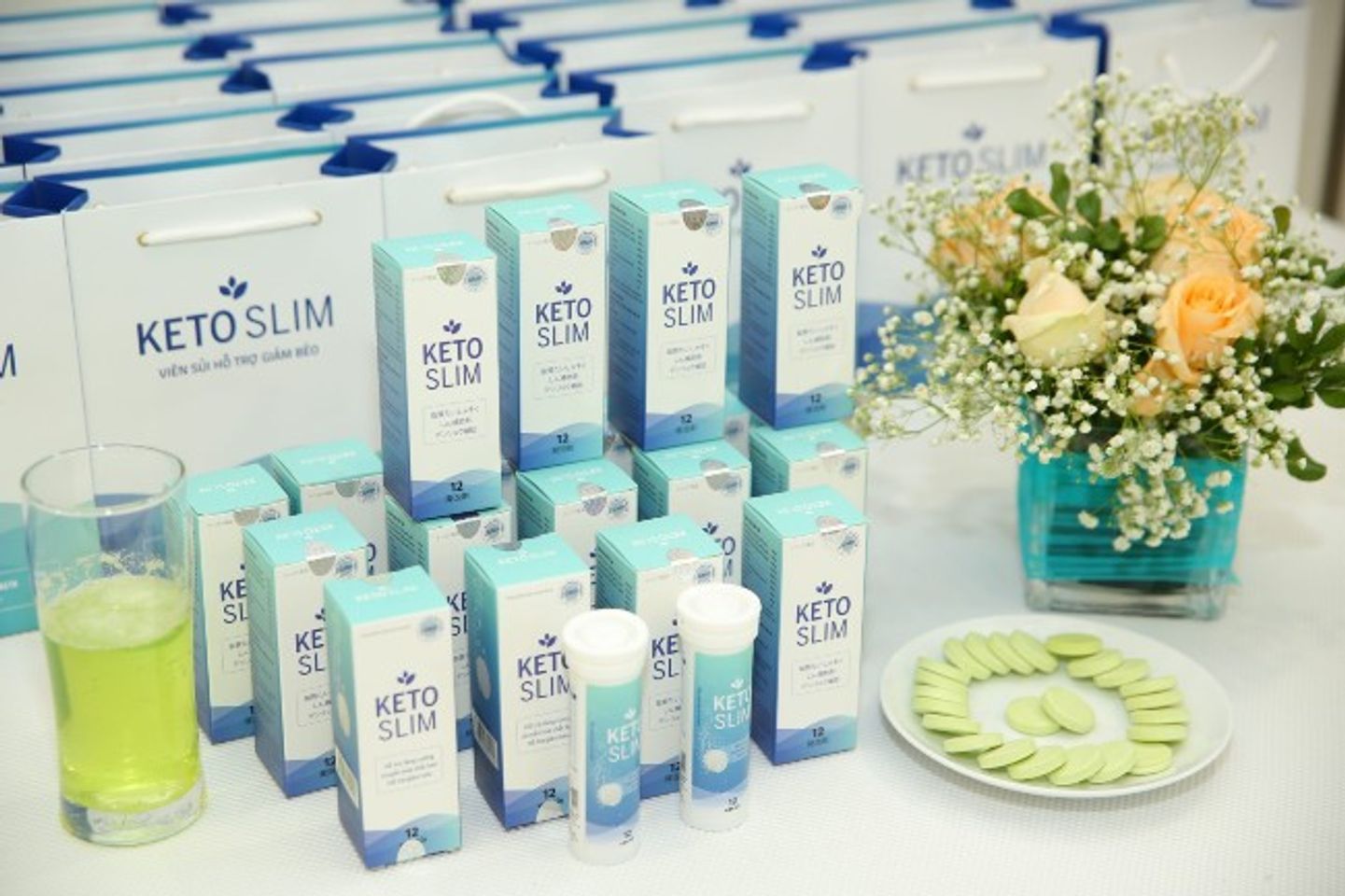 Vi&ecirc;n sủi Keto Slim ch&iacute;nh h&atilde;ng gi&aacute; bao nhi&ecirc;u