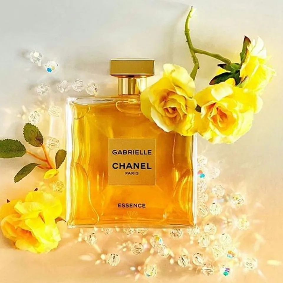 Nước hoa nữ Chanel Gabrielle Essence EDP với hương thơm cá tính, tươi trẻ, tràn đầy sức sống