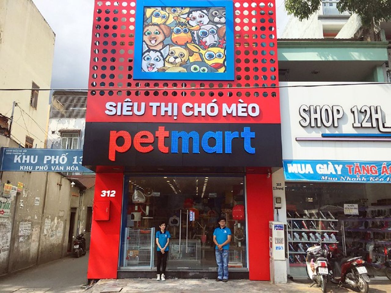 Pet Mart Nguyễn Tr&atilde;i