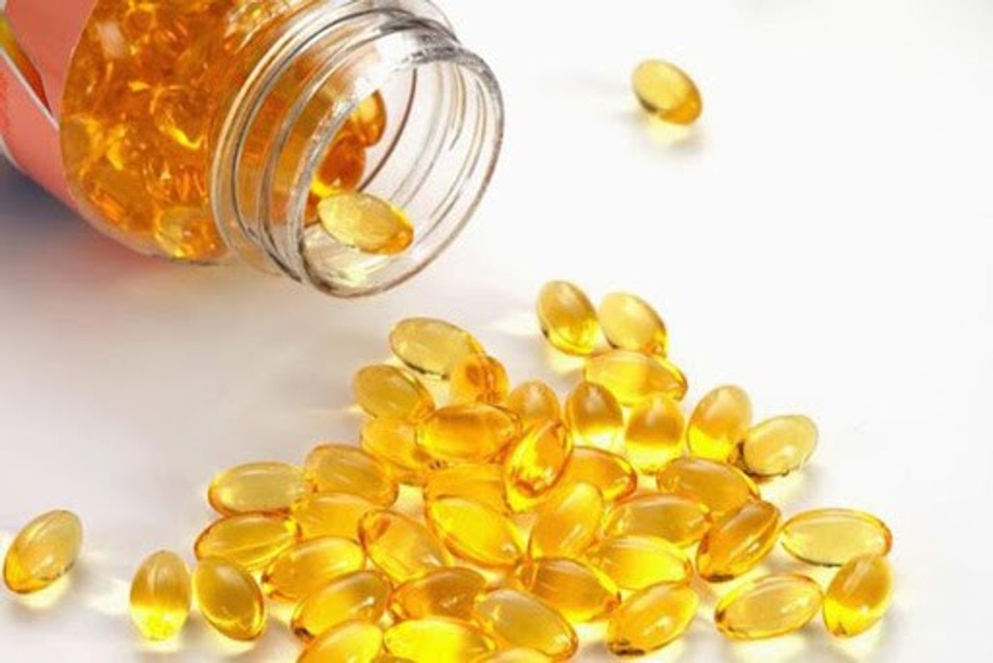 Kh&ocirc;ng n&ecirc;n bổ sung vitamin E khi mang thai