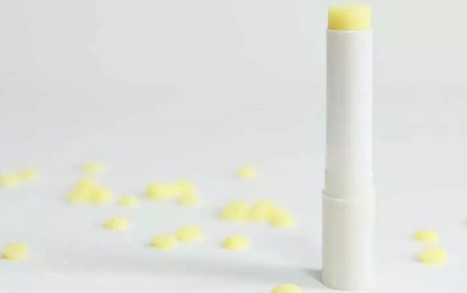C&aacute;ch l&agrave;m son dưỡng handmade