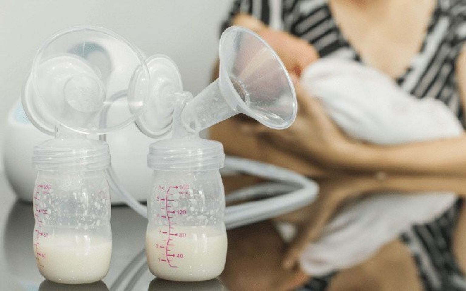 M&aacute;y h&uacute;t sữa - vắt sữa th&ocirc;ng minh hầu hết l&agrave; dụng cụ được mẹ sau sinh rất cần