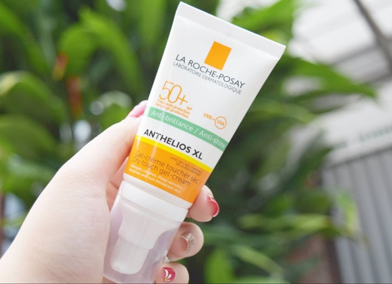 Kem chống nắng kh&ocirc;ng cồn La Roche-Posay